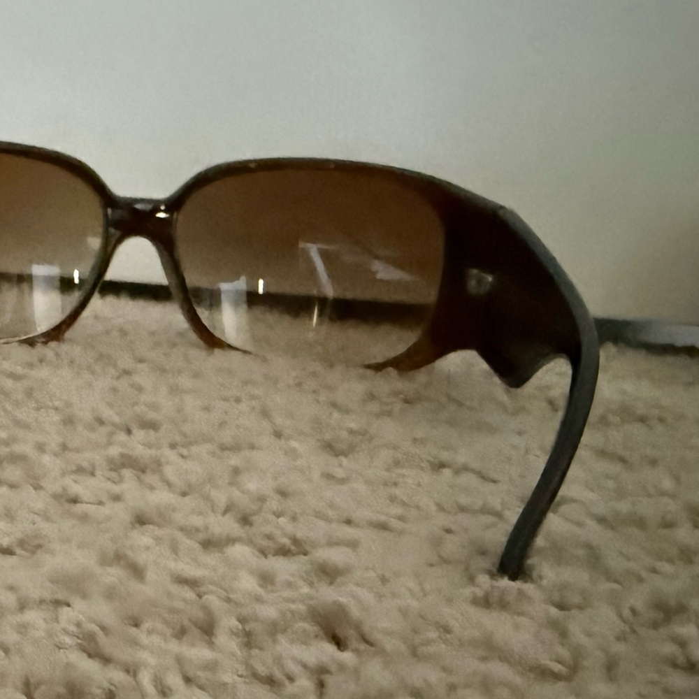 CHANEL Dark Brown Sunglasses (Y2K style) - Picture 12 of 16